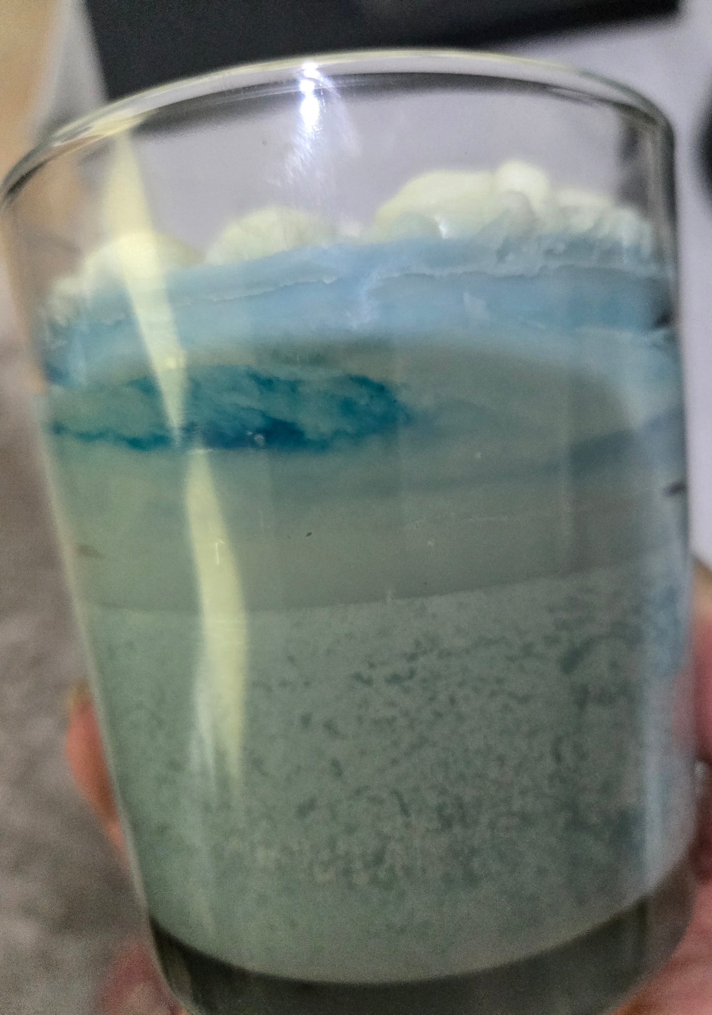 Coastal Waters- Wickless Candle